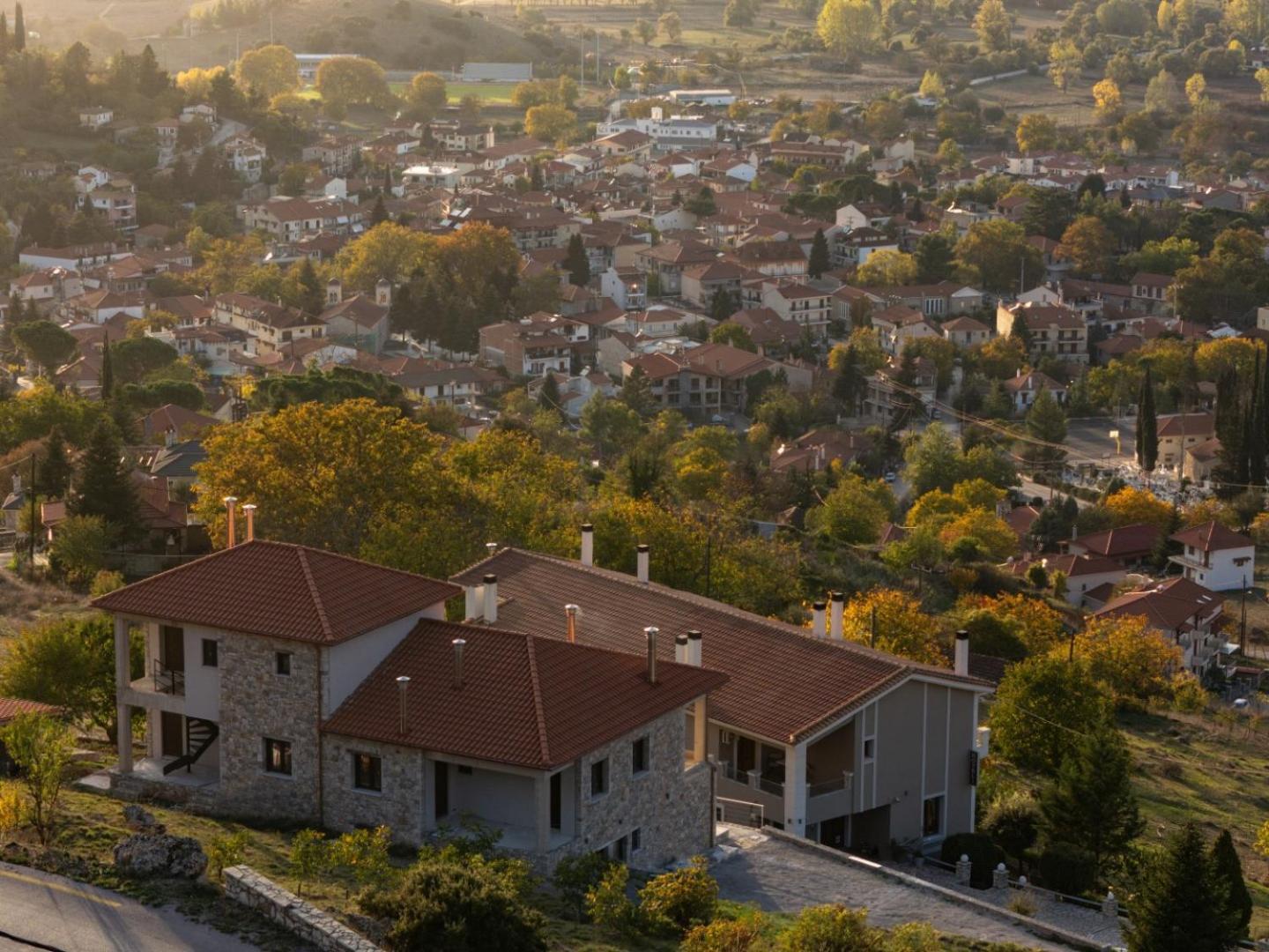 Anerada Hotel Калаврита Екстер'єр фото